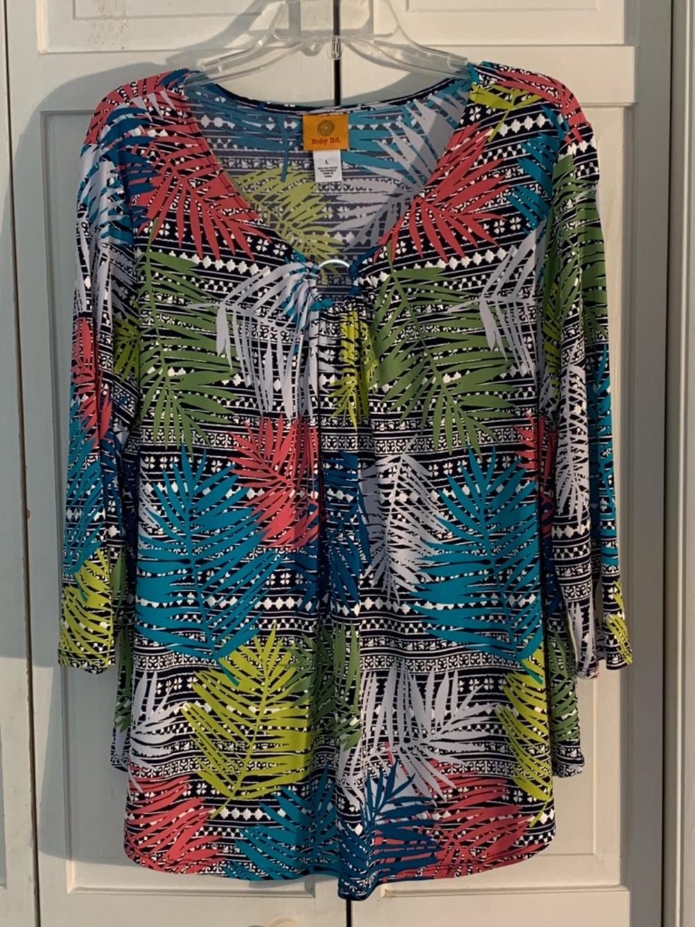 Ruby Rd. Multicolor Palm Leaf Blouse EUC
